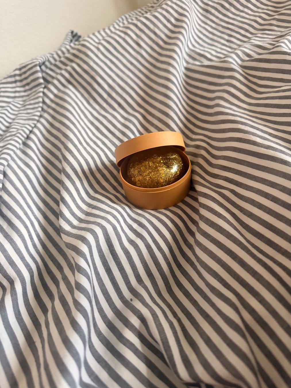 Giocattoli: Mini golden glitter Dumpling – Usato da Zürich venduto da Maxima_ZH 2