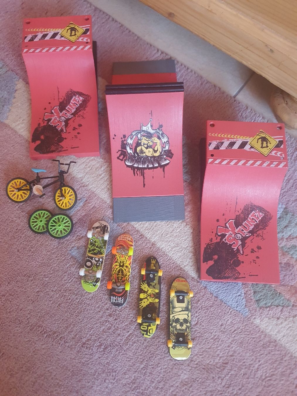 Spielzeuge: Finger Skateboard Set – Gebraucht aus Herznach von _.Puch._ 2