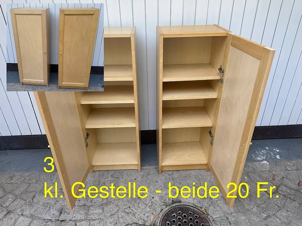 Regale: 2 Kleine Gestelle – Gebraucht aus Frauenfeld von Hv