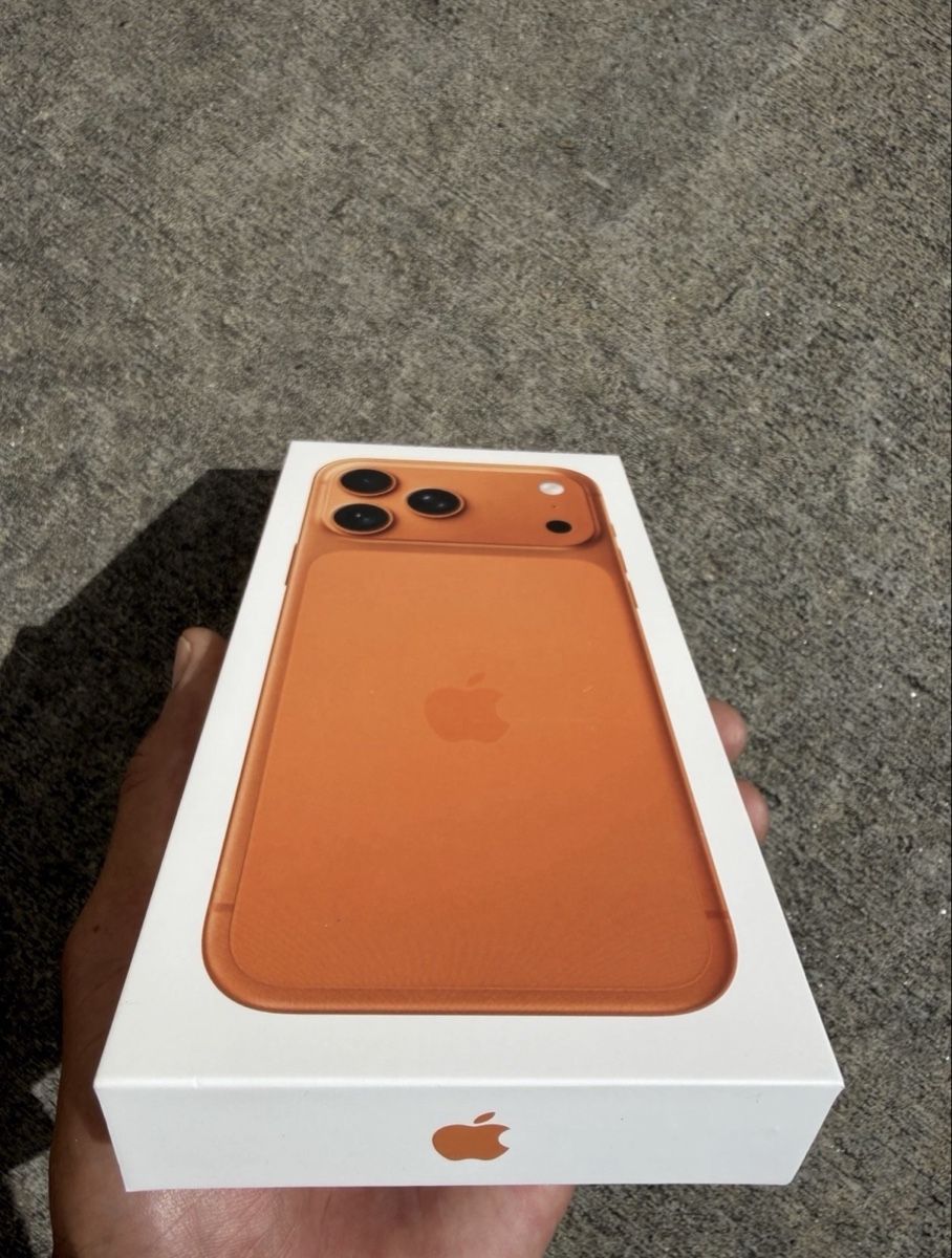 Apple Portables: IPHONE 17 PRO MAX – Neuf avec emballage d'origine à Lausanne par DavodKa 4