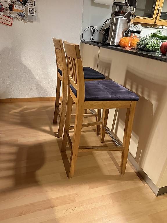Hocker: Barhocker gepolstert – Gebraucht aus Immensee von sve_bh2n