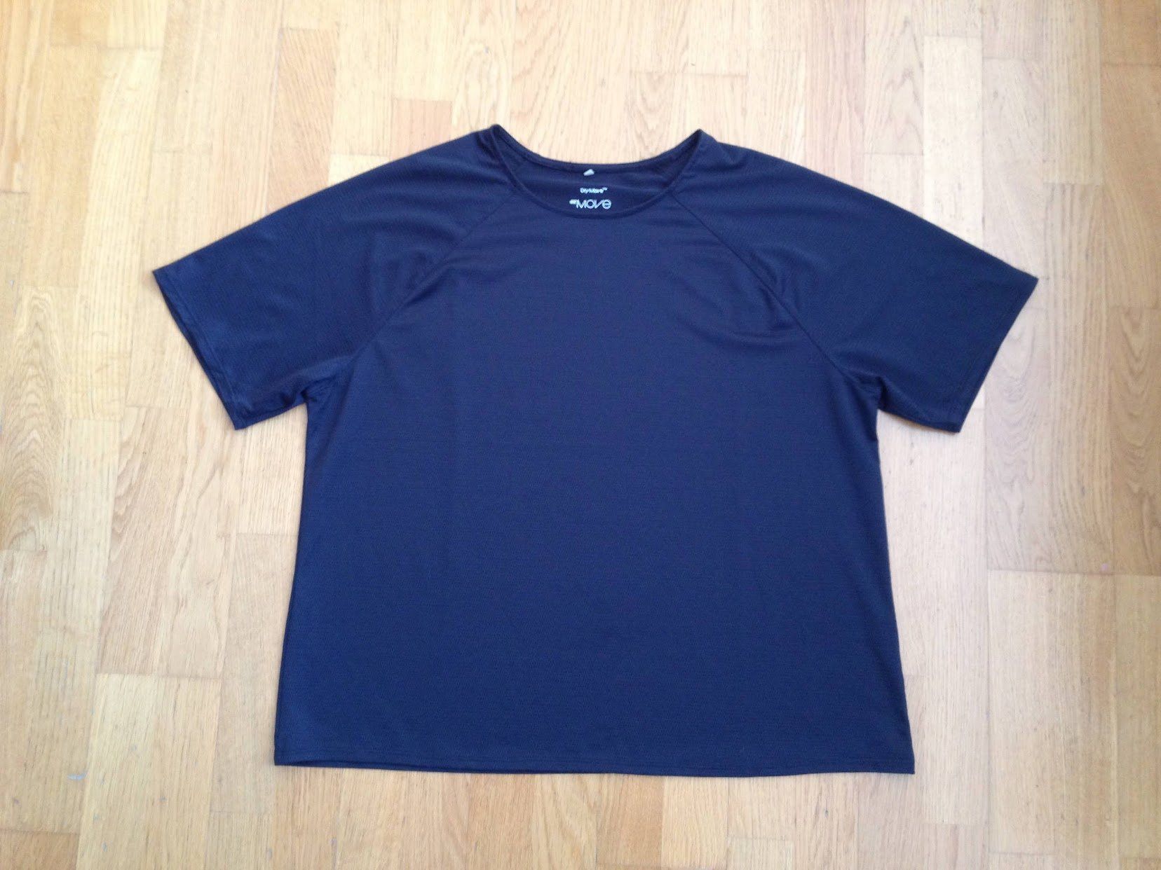 H&M T-shirt: Sport Shirt – Usato da Dübendorf venduto da Fip05