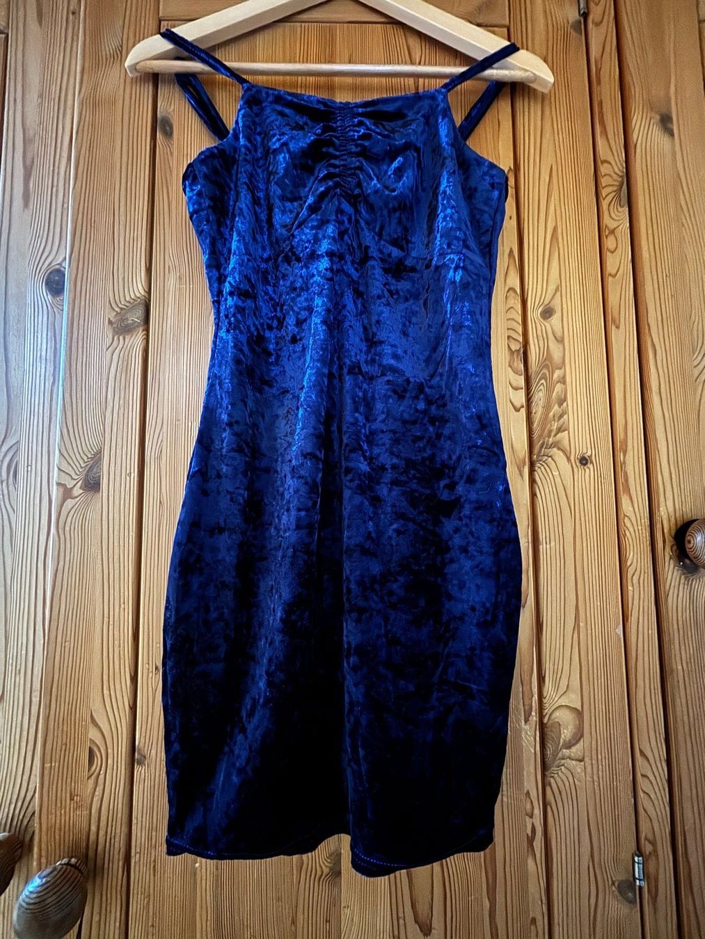 Robes: Bodycon Kleid – Neuf (Voir description) à Isenthal par lab_n5qz