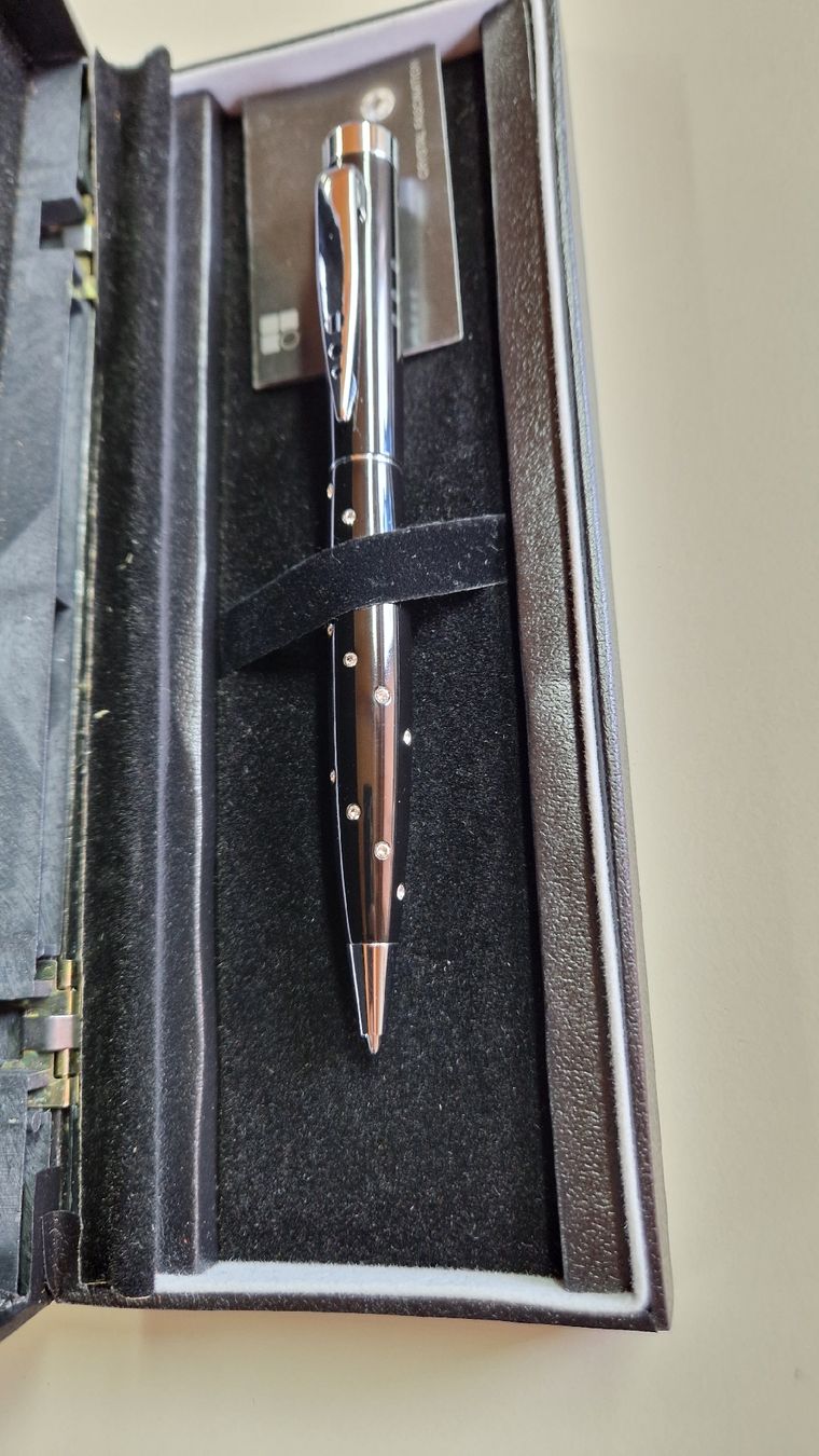 Swarovski Penna & Evidenziatori: Kugelschreiber mit Swarovski Elementen – Nuovo e nell'imballaggio originale da Brigerbad venduto da dendo123 3