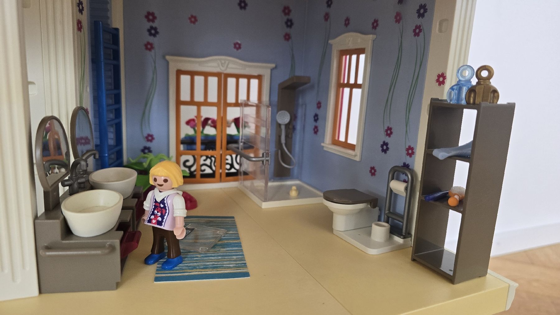 Playmobil Spielzeuge: Playmobil Haus mit Zubehör – Gebraucht aus Sachseln von Oberhuiser 3