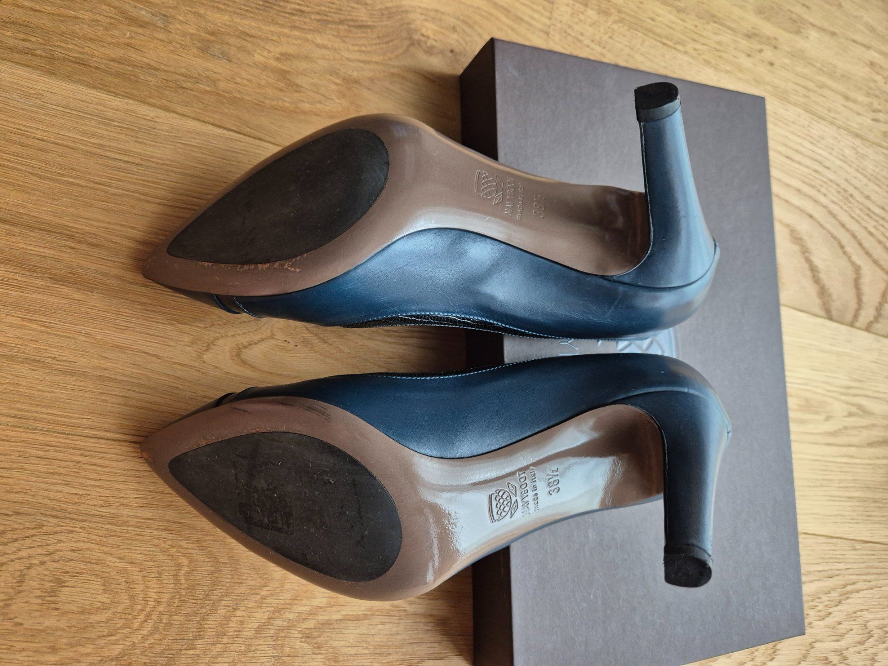 Navyboot Scarpe da donna: NAVYBOOT navy blue leather pumps P.38 – Usato da Satigny venduto da Helene2014 7