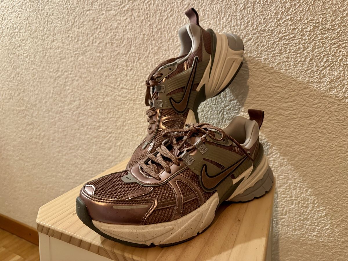 Nike Scarpe da donna: Baskets Nike 40.5 – Usato da Moutier venduto da CaatSerra 1