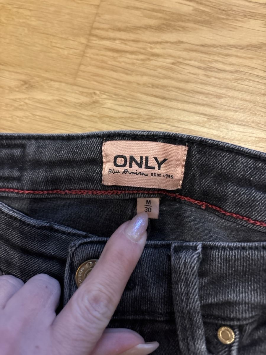 Only Jeans: Only Jeans M/30 – Gebraucht aus Rünenberg von ZwergLi100 1