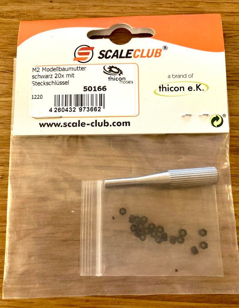 Modellismo RC: 20 écrous M2 noirs avec clé à douille Thicon Models 50166 – Nuovo e nell'imballaggio originale da Trélex venduto da Arnaudyak