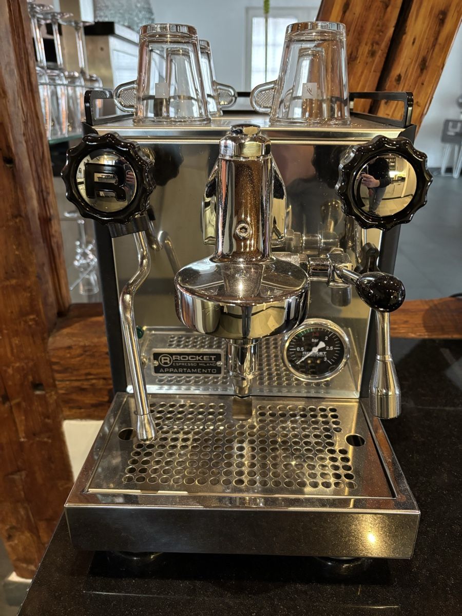 Rocket Macchine per caffè & Macchine per espresso: Rocket Appartamento Espressomaschine + Mühle Faustino – Nuovo (secondo la descrizione) da Ermatingen venduto da car_5q9w