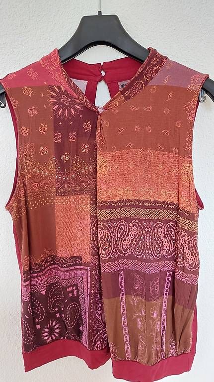 Desigual T-shirt: tolles DESIGUAL Shirt XL – Usato da Leuggern venduto da silbergirl