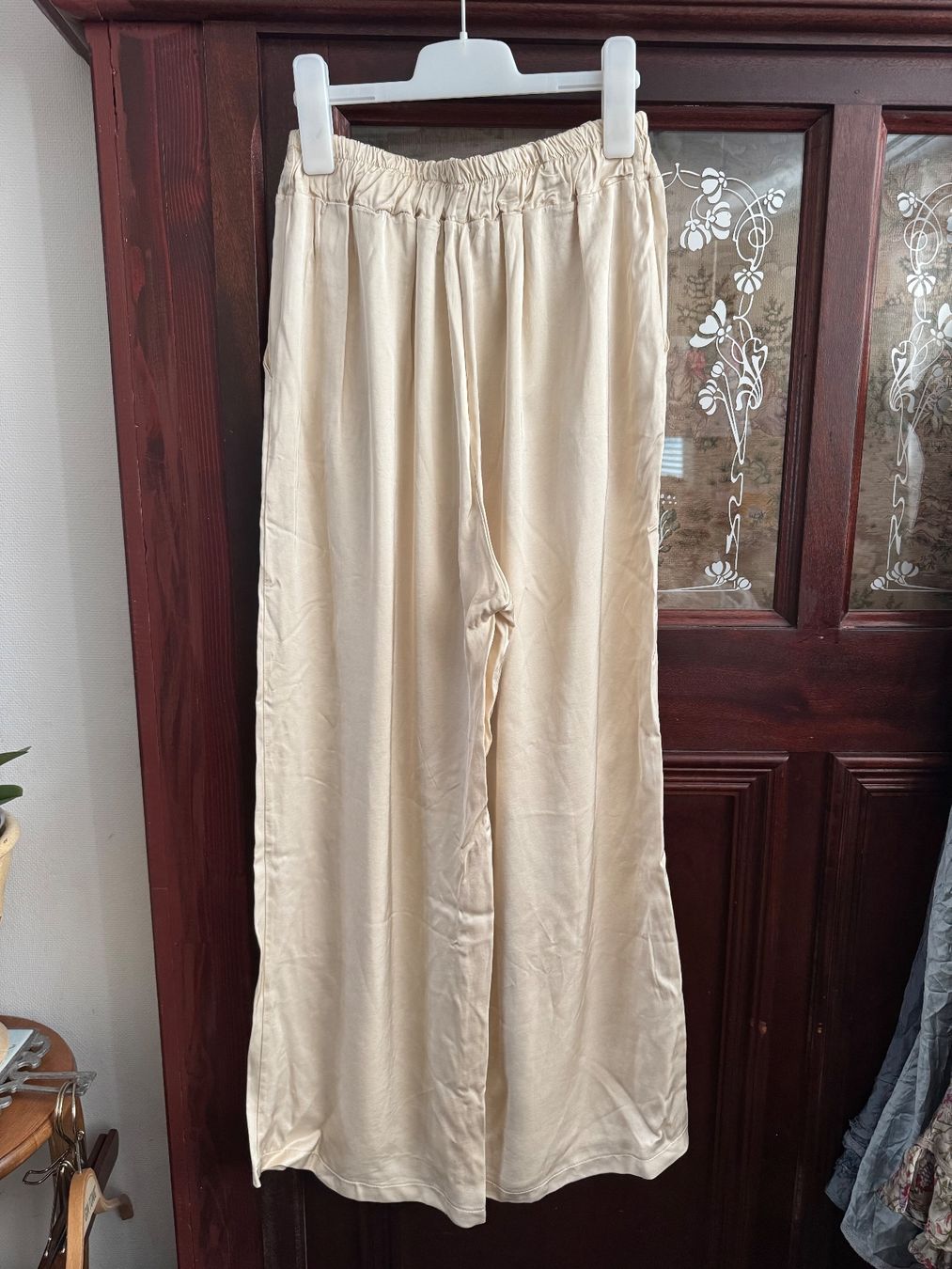 Pantaloni: Up Star Hose – Usato da Obfelden venduto da cesarina10 2