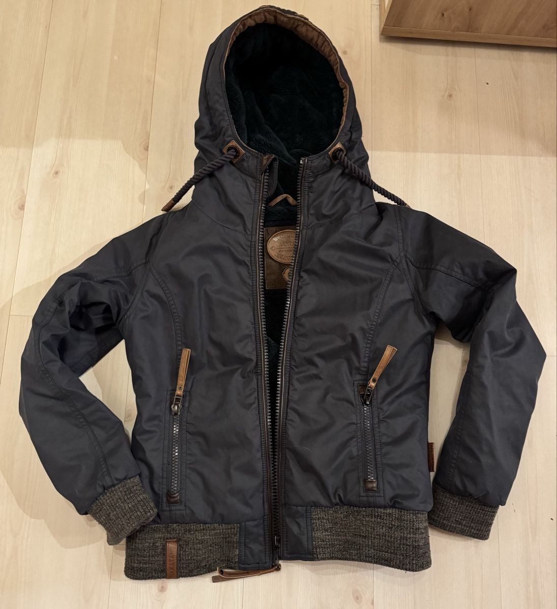 Naketano Jacken: NAKETANO Winterjacke mit Kapuze, Grösse S, – Neu (gemäss Beschreibung) aus Wiesendangen von chmanpen30 2