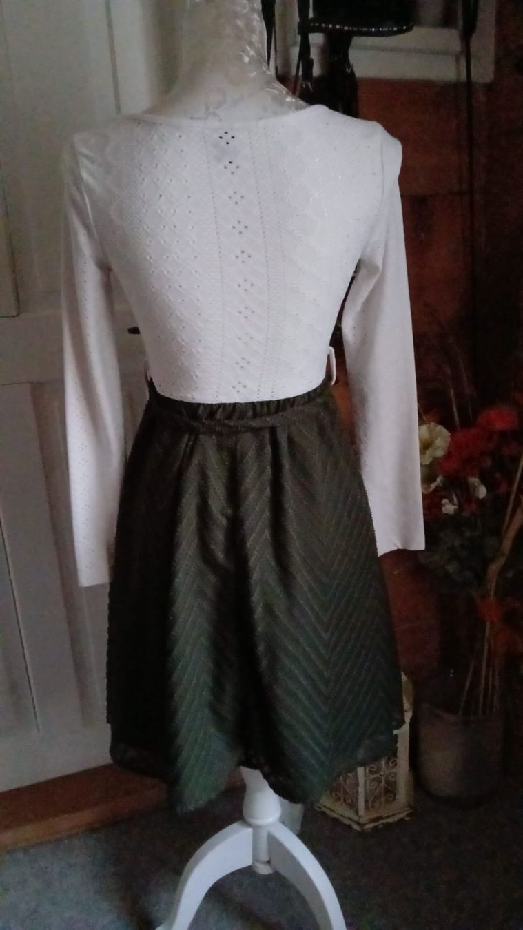 Vestiti: Robe élégante. Taille S – Usato da Rüthi (Rheintal) venduto da zit_y7br 3
