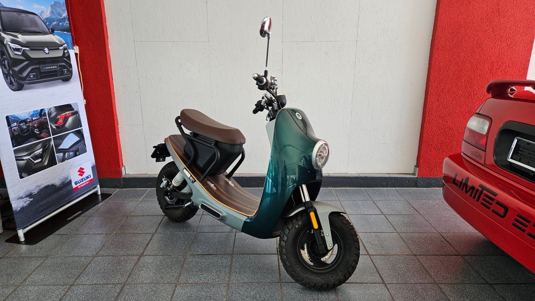 Scooter: Nito NES10 Elektroscooter Kat.A1 – Nuovo e nell'imballaggio originale da Erlinsbach SO venduto da Tucktuck 1