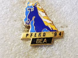 Ansteckpin 133: Bea 94 Pferd