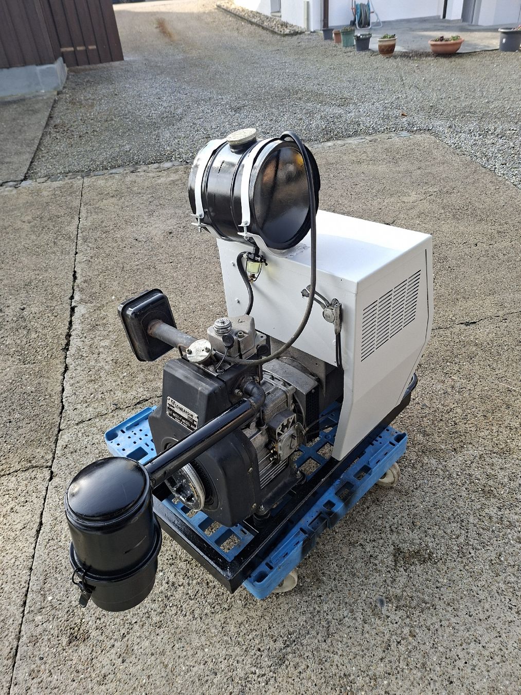 Stromgeneratoren: Stromgenerator – Gebraucht aus Wigoltingen von Hondams 2