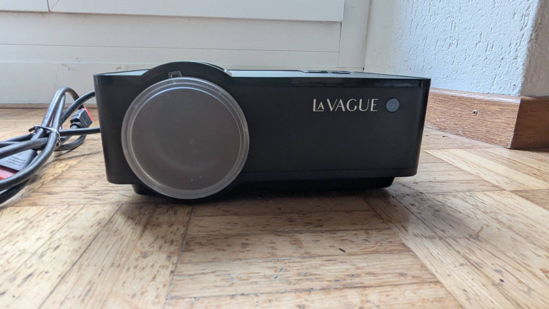 Videoprojektoren: Beamer La Vague LV-HD340 – Gebraucht aus Zürich von din_gxw8 1