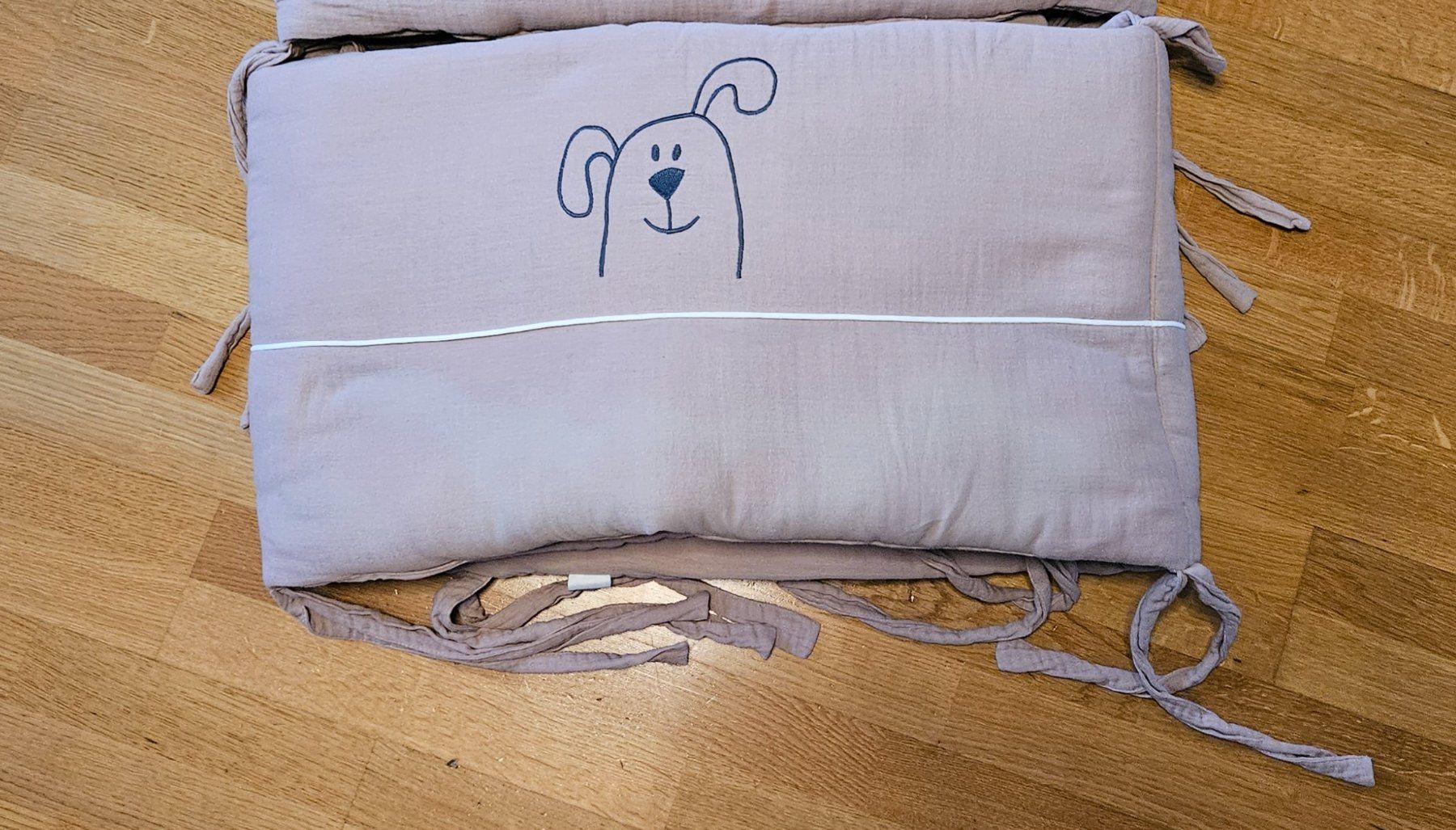 Tessuti: Bettumrandung Baby 35x180cm – Usato da Utzenstorf venduto da and_c8wy