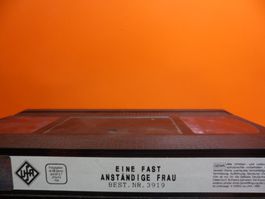 VHS  EINE FAST ANSTäNDIGE  FRAU