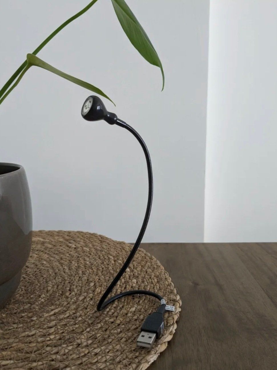 Ikea Lampade: USB LED Leuchte schwarz JANSJÖ 37cm  Menge? – Nuovo e nell'imballaggio originale da Zürich venduto da Alibaba1234 3