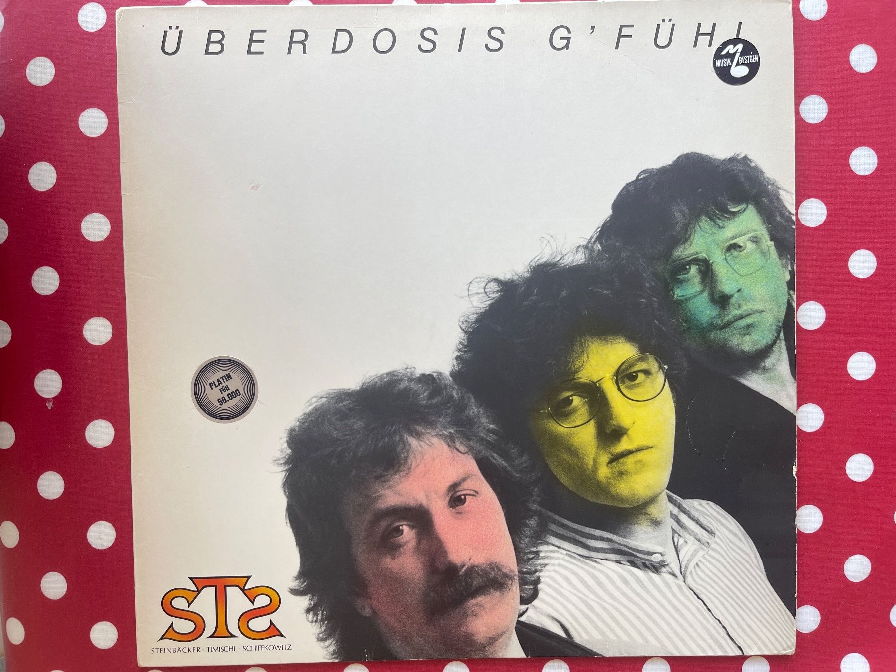 Vinyles: A492/STS Überdosis G'Fühl – D'occasion à Frutigen par Philippe_jsp