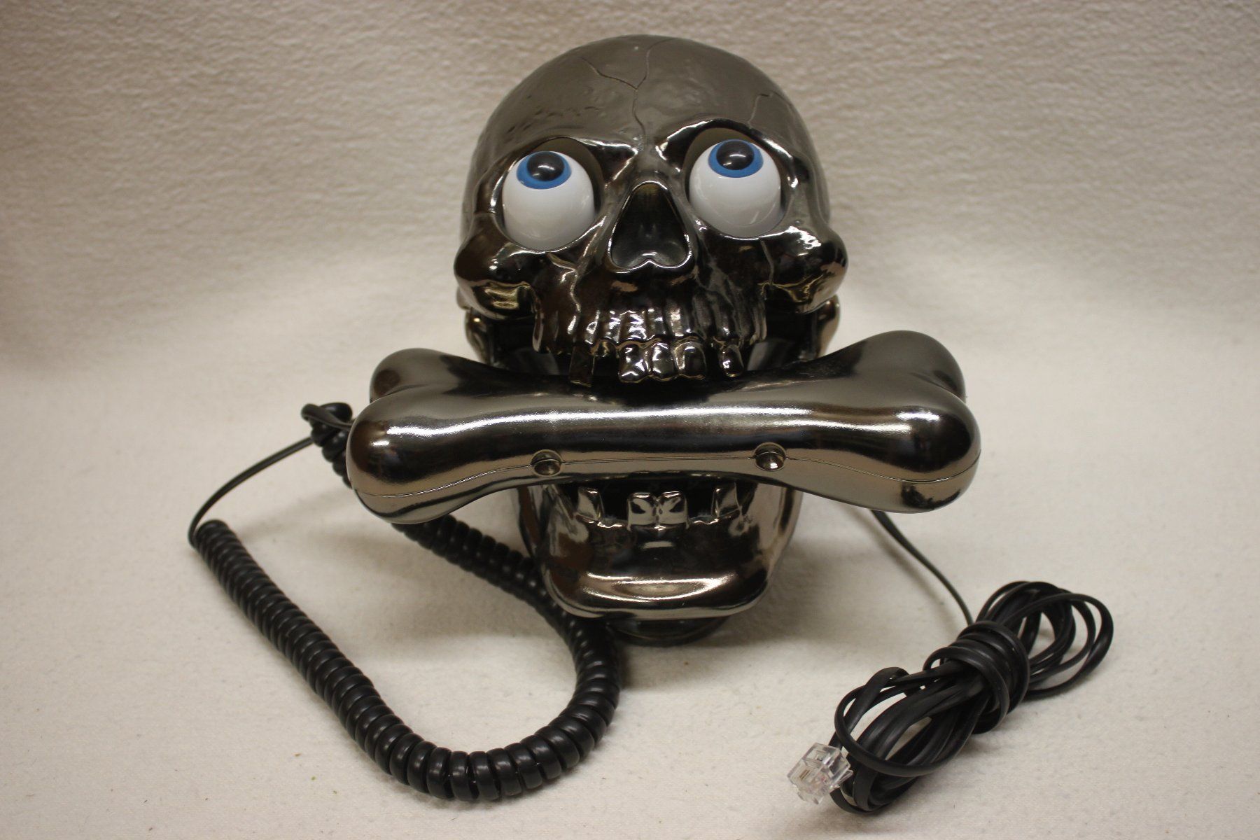 Telefoni: Totenkopf Telefon – Usato da Thun venduto da Amye