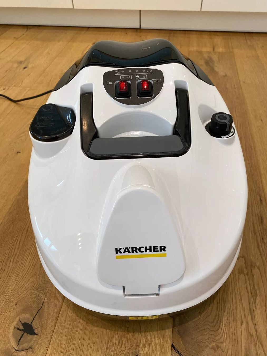 Kärcher Pulitori a vapore: Kärcher Dampfsauger SV 7 – Usato da Sagogn venduto da Iborki 1