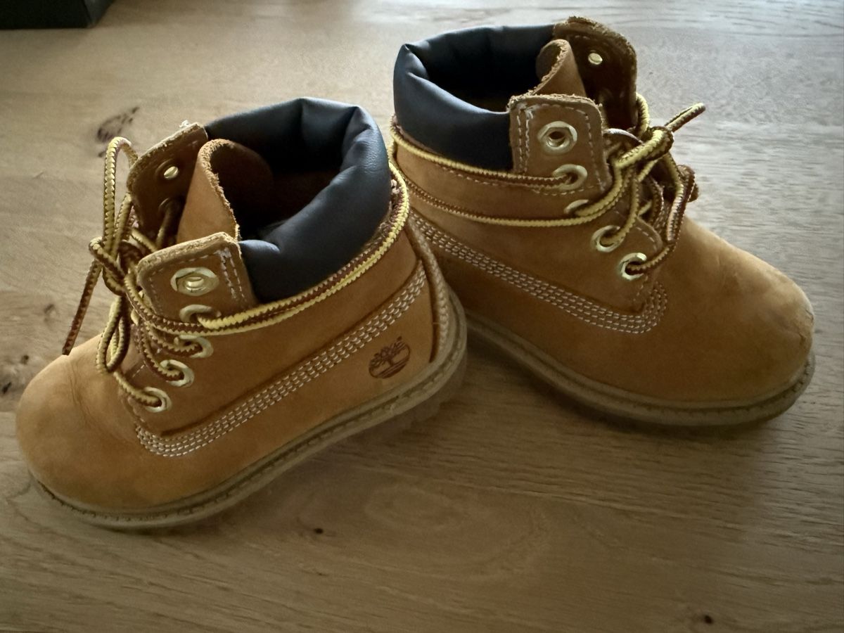 Timberland Scarpe da uomo: Timberland premium lace up waterproof Grösse 6M – Usato da Goldswil venduto da Fisel