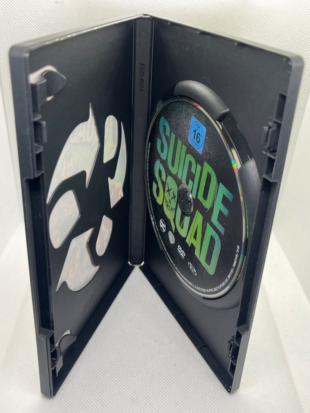 Tutti i DVDs: Suicide Squad DVD – Usato da Hinterkappelen venduto da Kim1992 2