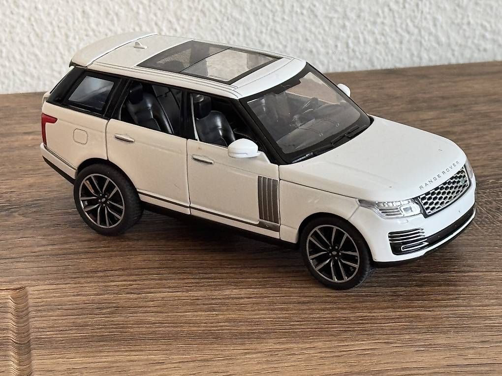 Modellini d'auto: Range Rover  – Usato da Bäretswil venduto da Ser_9h6p 1