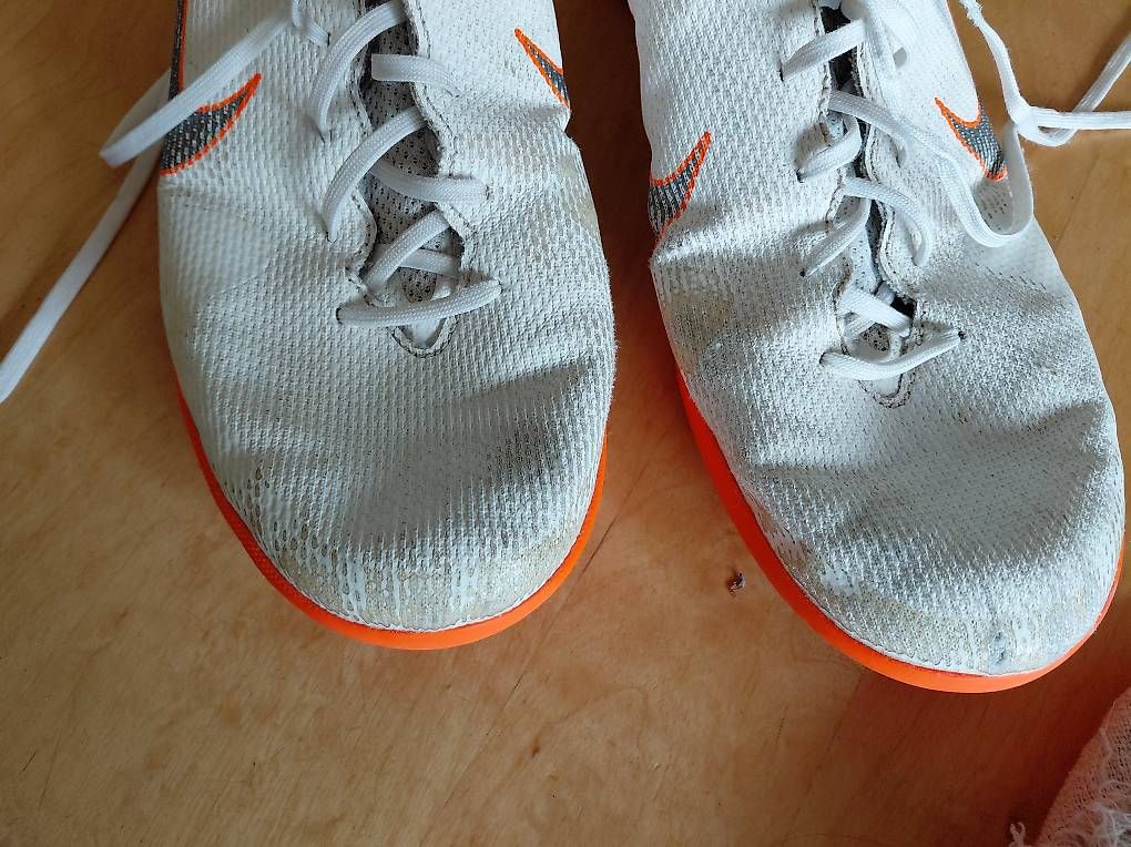 Scarpe da uomo: Turnschuhe  gr. 45 – Usato da Ostermundigen venduto da sta_vl6d 1