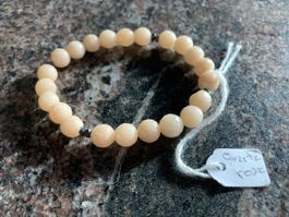 Bracelet quartz rose neuf