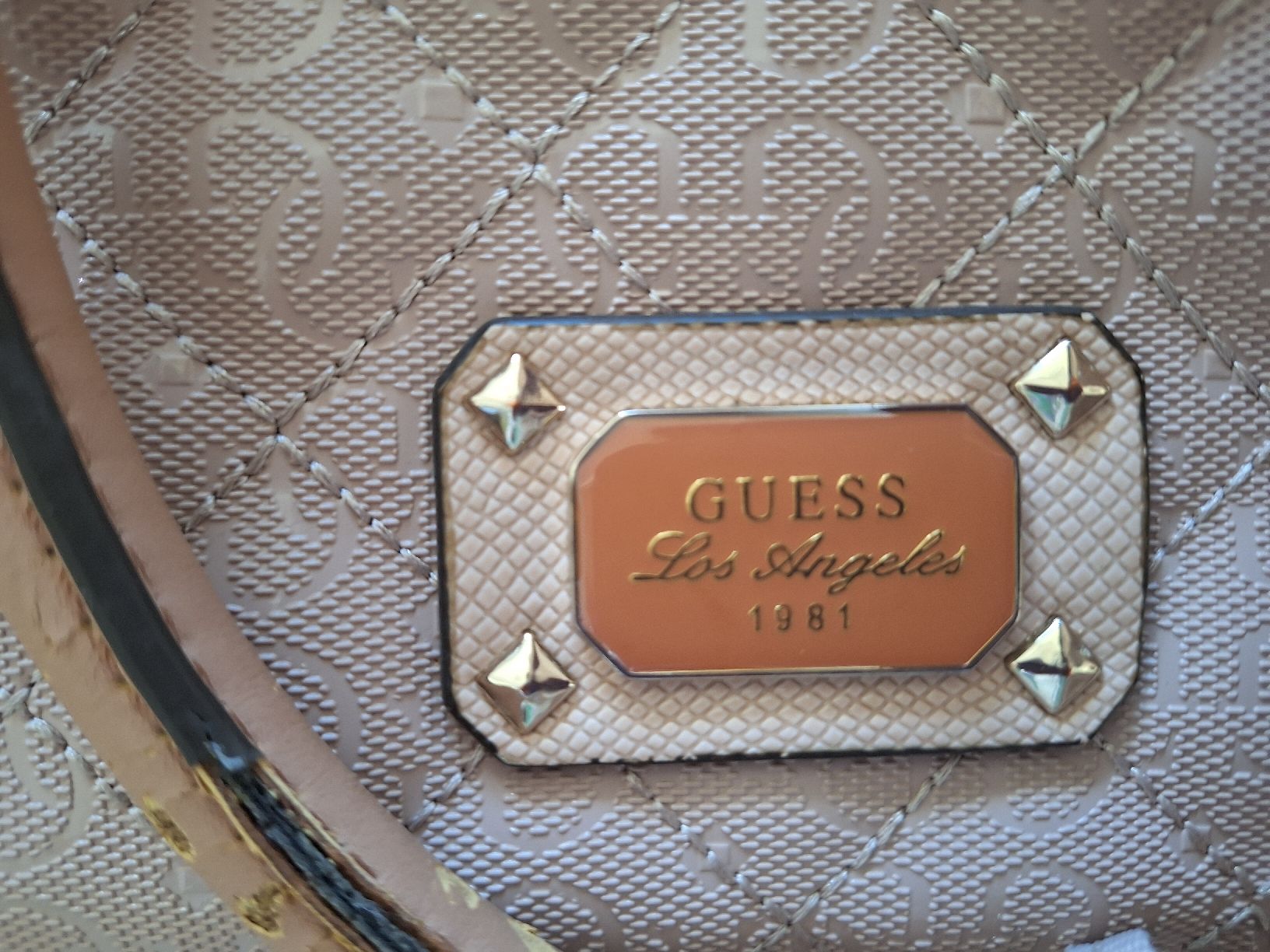 Guess Borse da donna: Guess Tasche , puderrosa – Usato da Rheinfelden venduto da Cleopatra2000 3