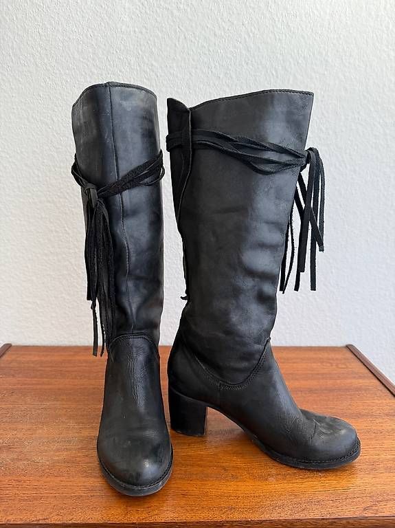 Scarpe da donna: Bottes en cuir Made in Italie – Usato da Lausanne venduto da madonna09 3