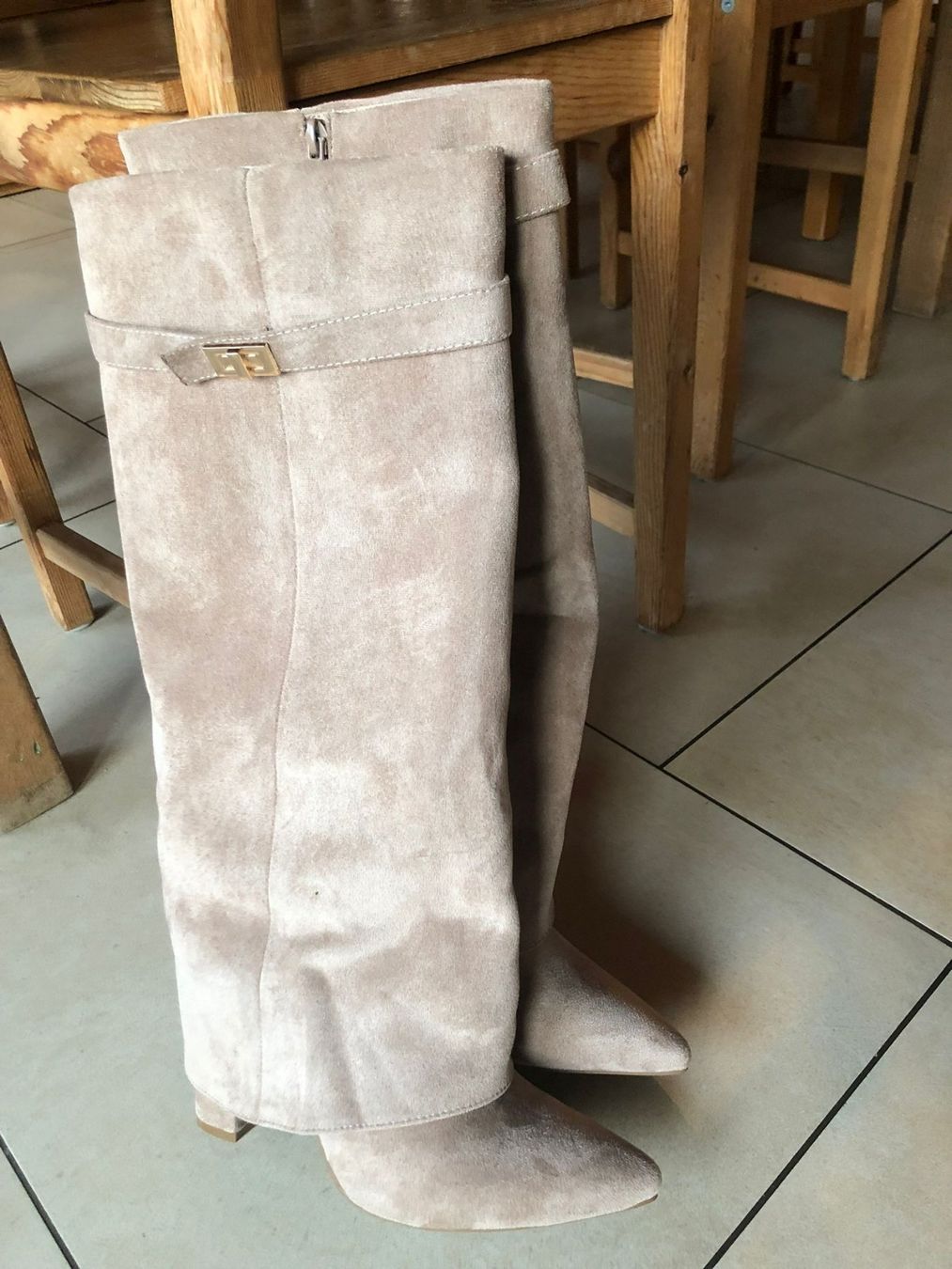 Scarpe da donna: Trendy Stiefel – Usato da Full-Reuenthal venduto da sira-123