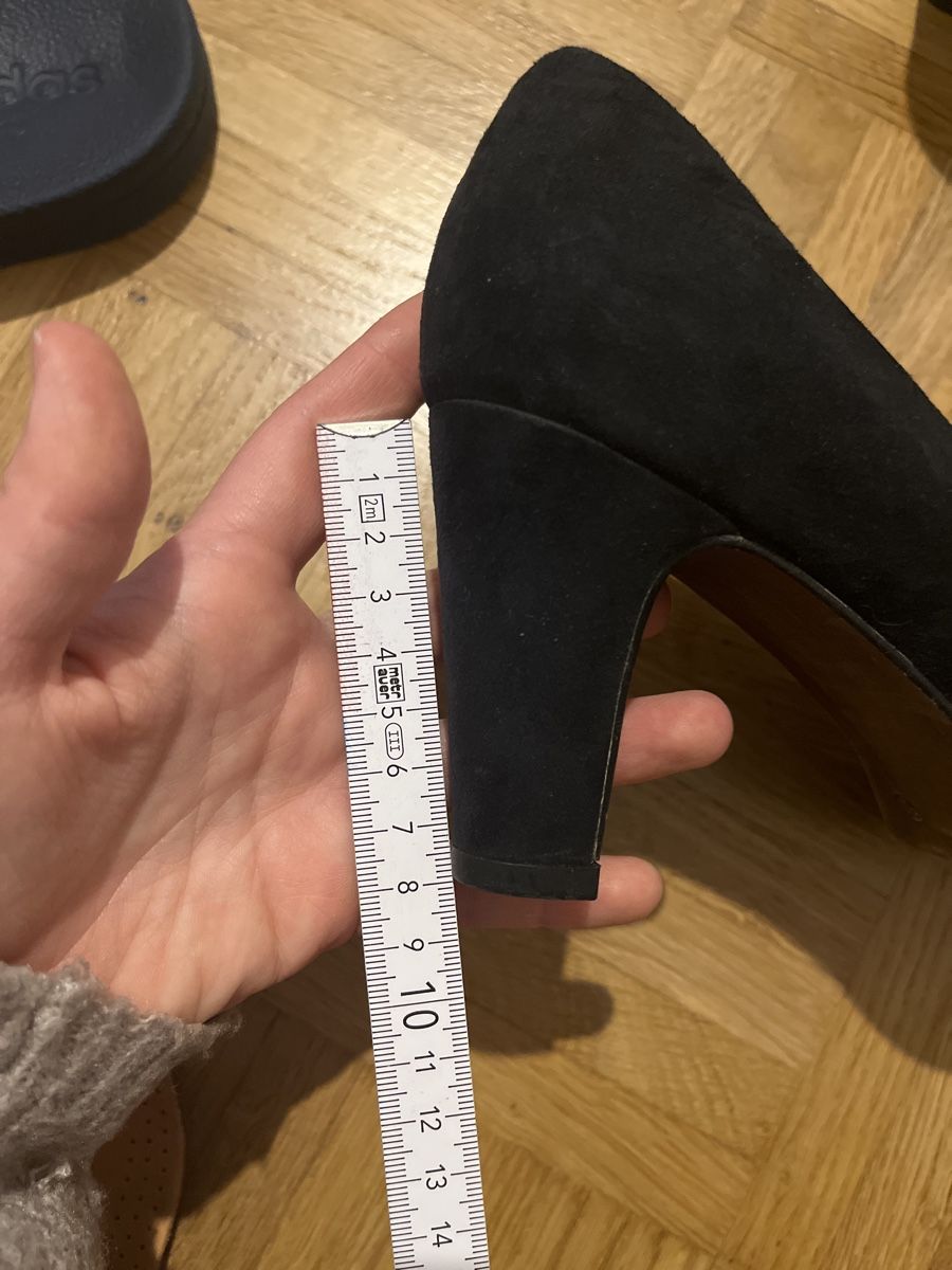 Tamaris Scarpe da donna: Absatzschuhe schwarz 37 – Usato da Thun venduto da bvle_68 3