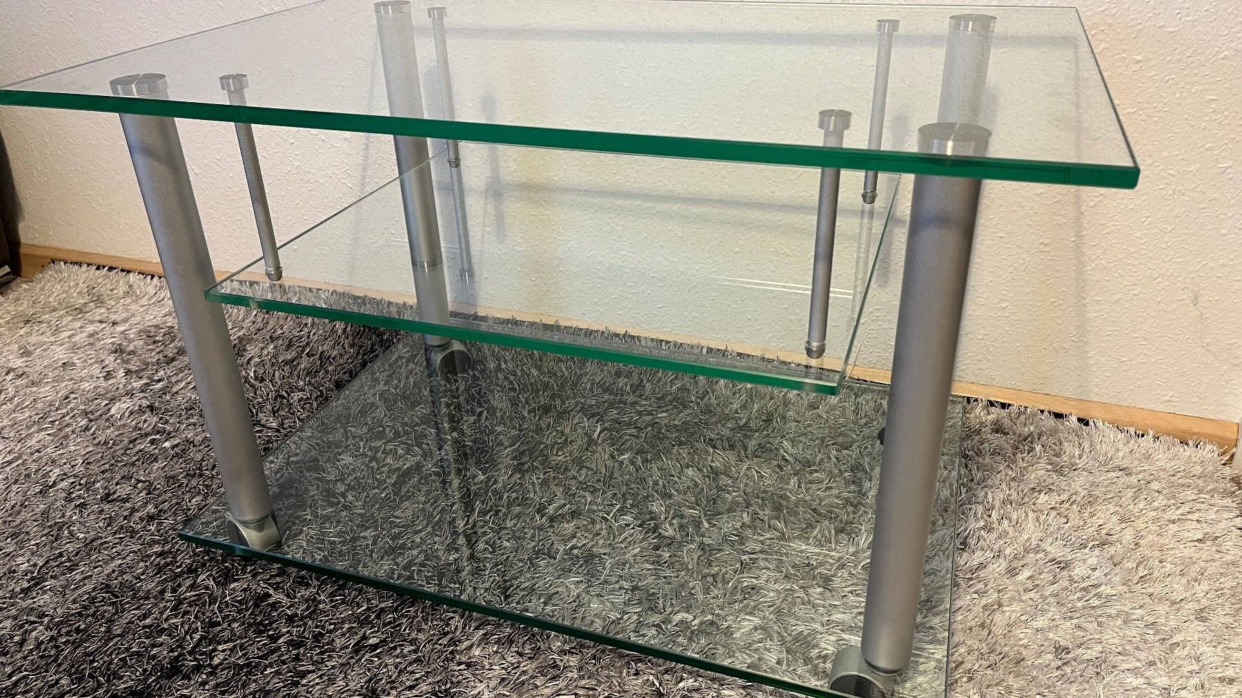 Mobili TV: Tv Glastisch auf Rollen – Usato da Pratteln venduto da Zen200 1