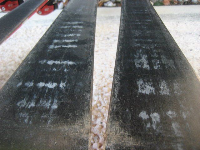 Head Skis: Head zwei Skis – Gebraucht aus Winterthur von pf02 8