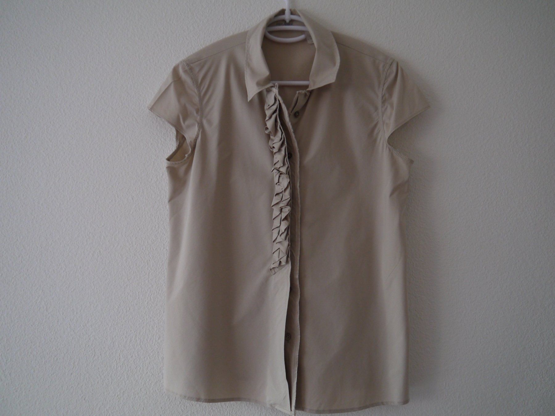 Van Laack Chemisiers: Von LAACK Bluse Gr.40 – D'occasion à Hagendorn par Blaf