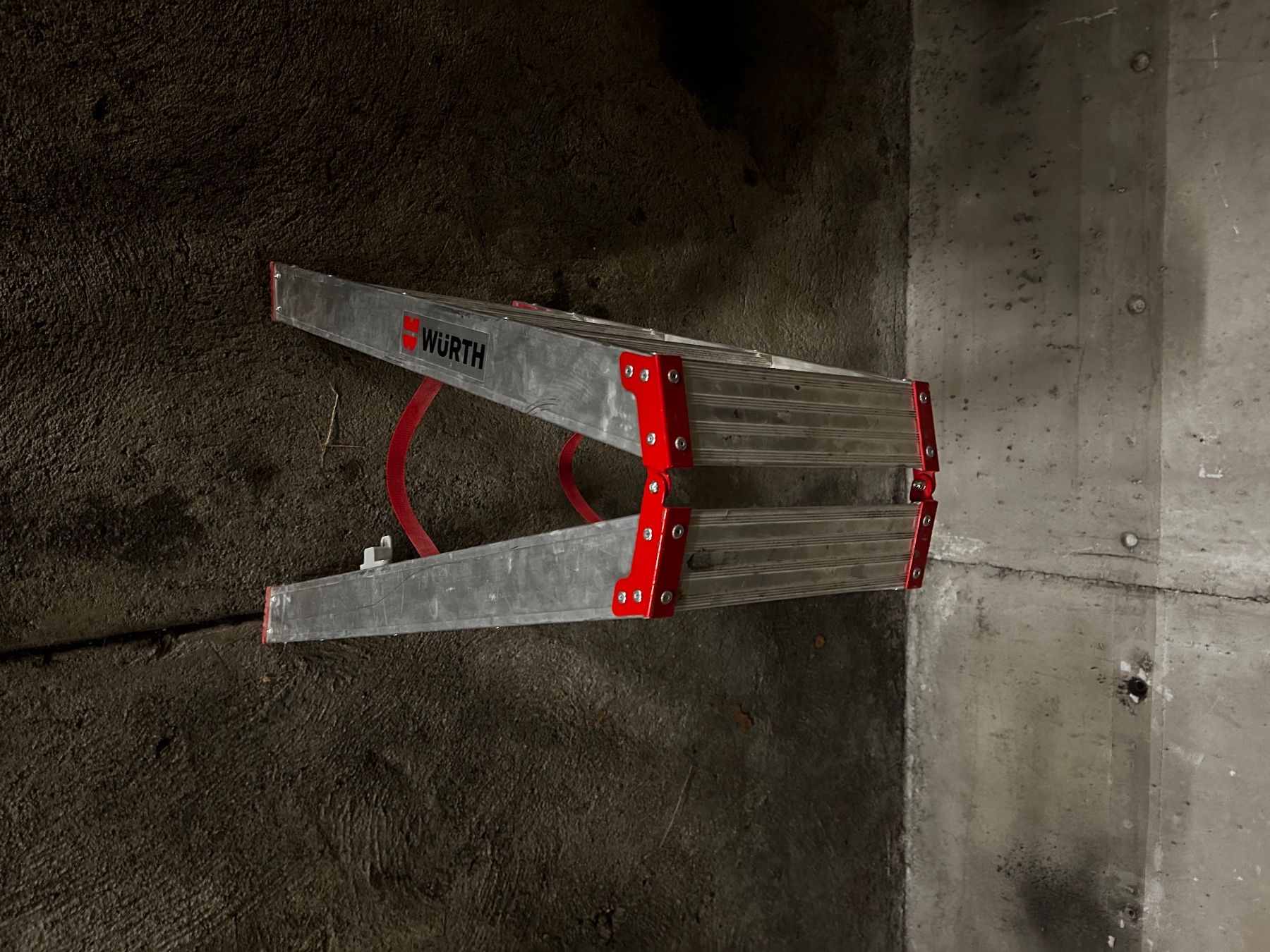 Würth Scale: WÜRTH Alu-Stehleiter – Usato da Neuenhof venduto da 97p_bss2 3