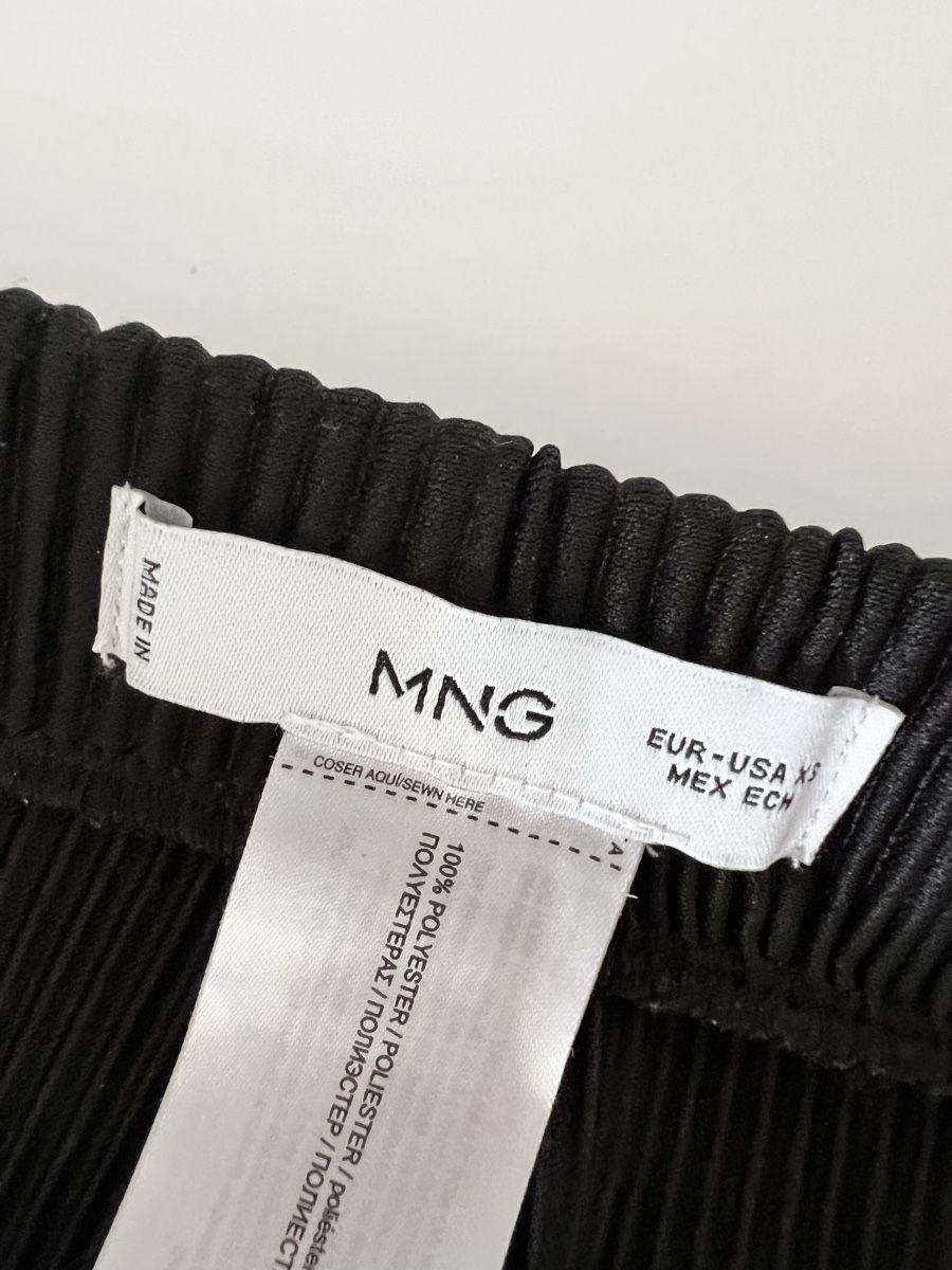 Mango Pantalons: Schwarze Stoffhose – D'occasion à Zürich par caro.ha. 2