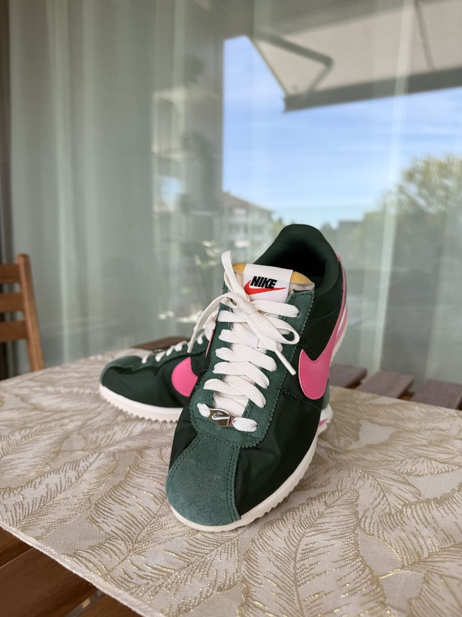 Nike Scarpe da donna: Nike Cortez - Taille 36  – Usato da Chavannes-près-Renens venduto da dianaccduarte 1