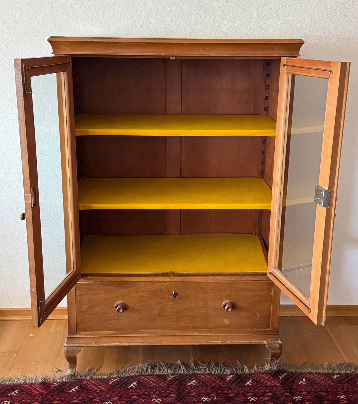Vitrines: Schmucke Vitrine – D'occasion à Arni AG par Ivoma 1