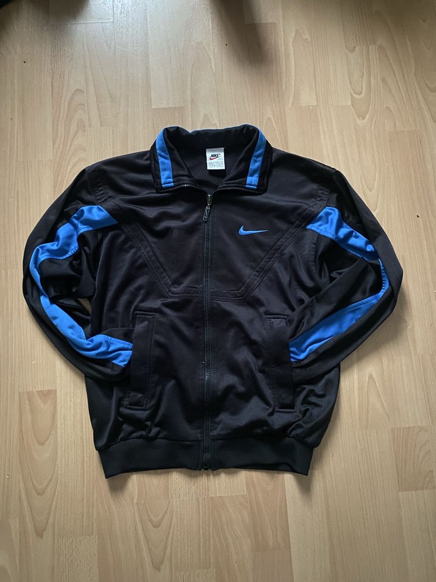 Nike Giacche: Nike Trainingjacke Grösse XS – Usato da Affoltern am albis venduto da Route40