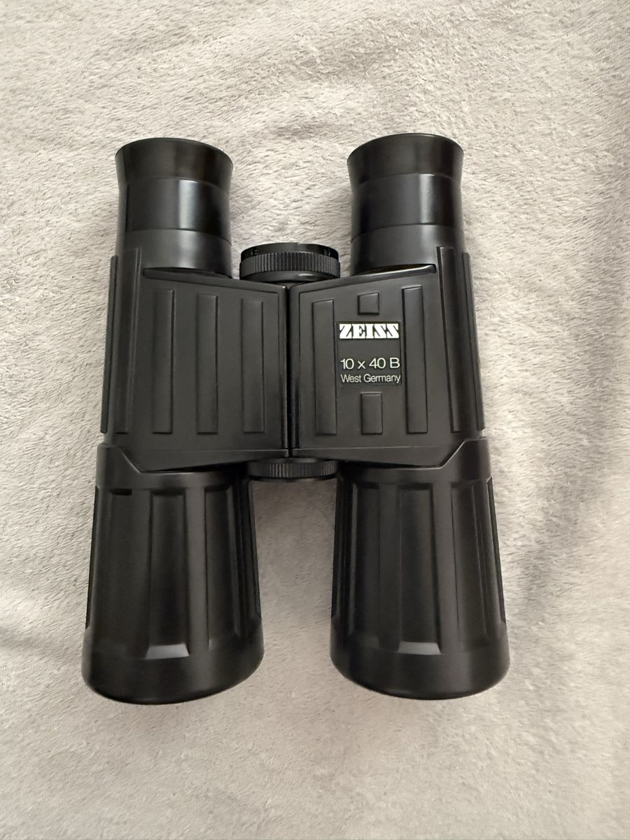 Zeiss Binocoli: Zeiss 10x40 B West Germany Fernglas – Nuovo (secondo la descrizione) da Biel/Bienne venduto da Be_03