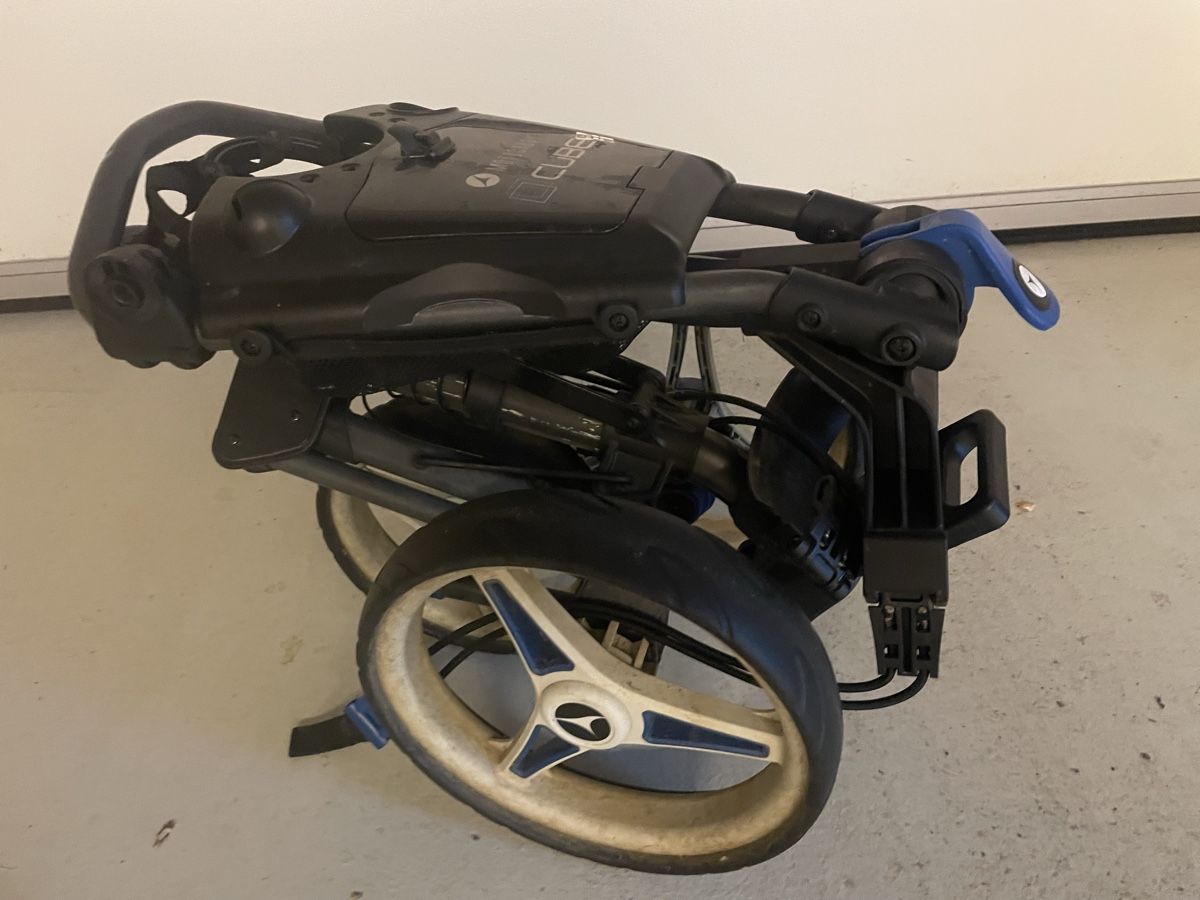Motocaddy Chariots: Golf Trolley  – D'occasion à Oberdorf SO par ric_sww8 4