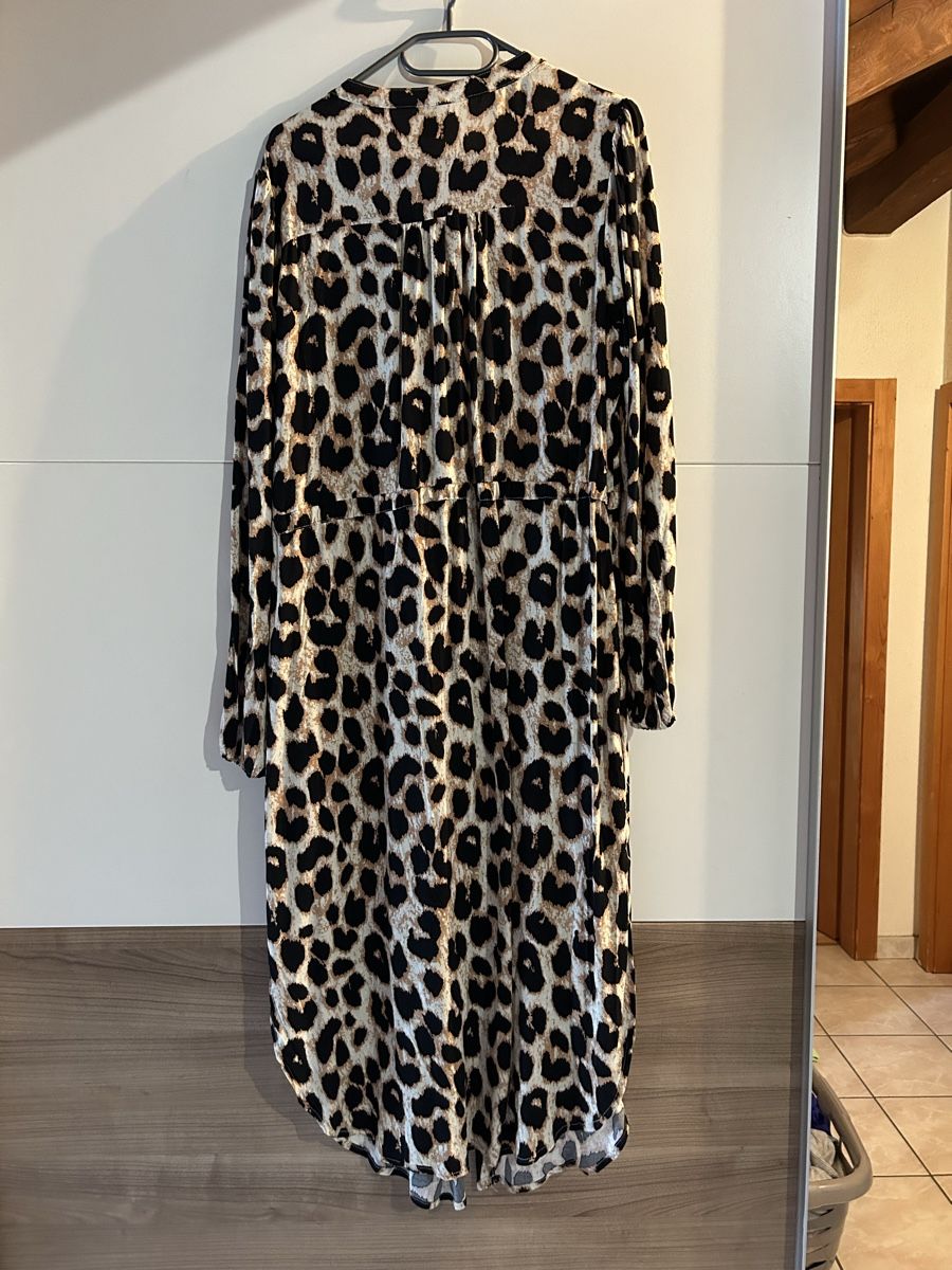 Zebra Kleider: Robe Zebra – Neu (gemäss Beschreibung) aus Courrendlin von loko2910