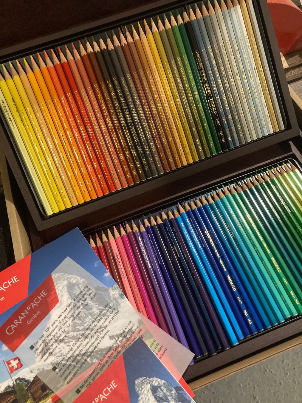 Caran D'Ache Matite, matite colorate & gessi: Crayon Caran D’Ache – Nuovo e nell'imballaggio originale da Treytorrens-Payern venduto da Chefrob