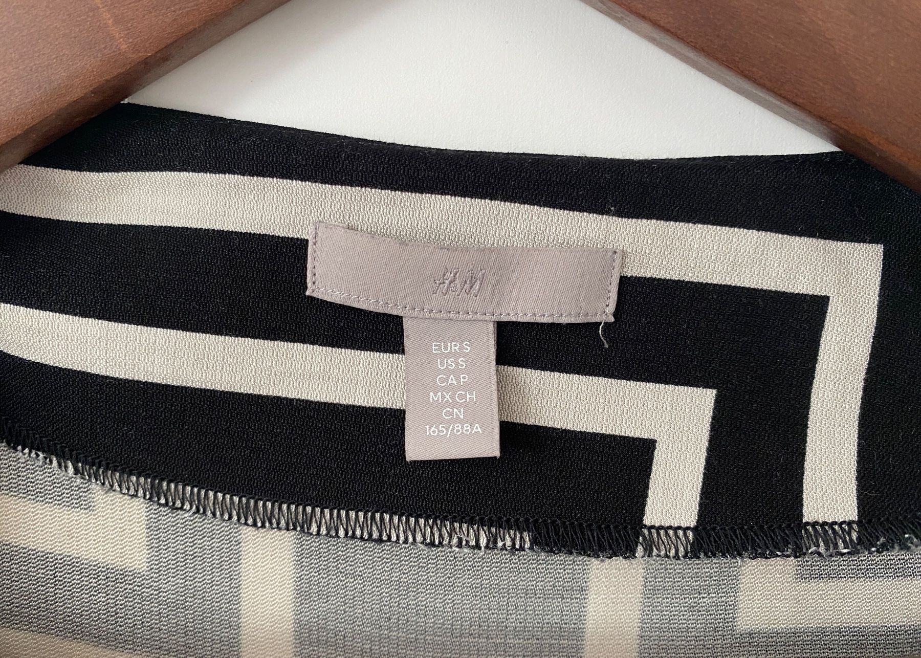 H&M Camicette: Bluse Grösse S – Nuovo (secondo la descrizione) da Aarau venduto da Ahoffa 2